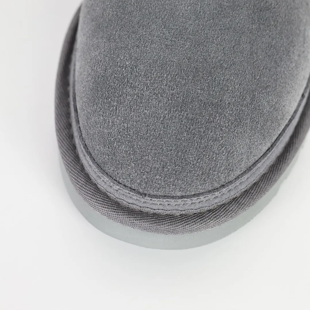 Copywriting price 💰660 Core recommendation Good price Platform foreign trade exclusive UGG Neumel Snapback men's snow boots 1118570 Foreign trade platform Z-exclusive high-end retail quality Produced by ten-year-old brand shoemaking foundry production line Pay attention to every detail Longfeng A-grade genuine sheep fur integrated Made in full compliance with the ZP process Size: 39 40 41 42 43 44
